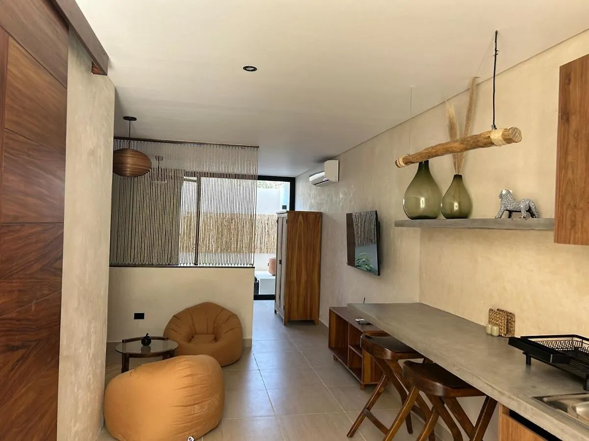 アパート Your Perfect Space, Gf With Pool Access For 3 トゥルム